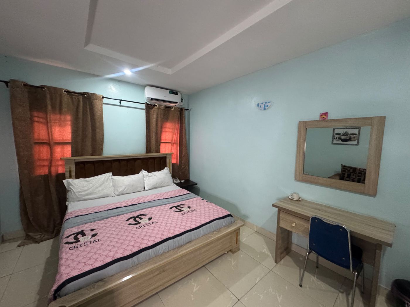 Executive Room detail